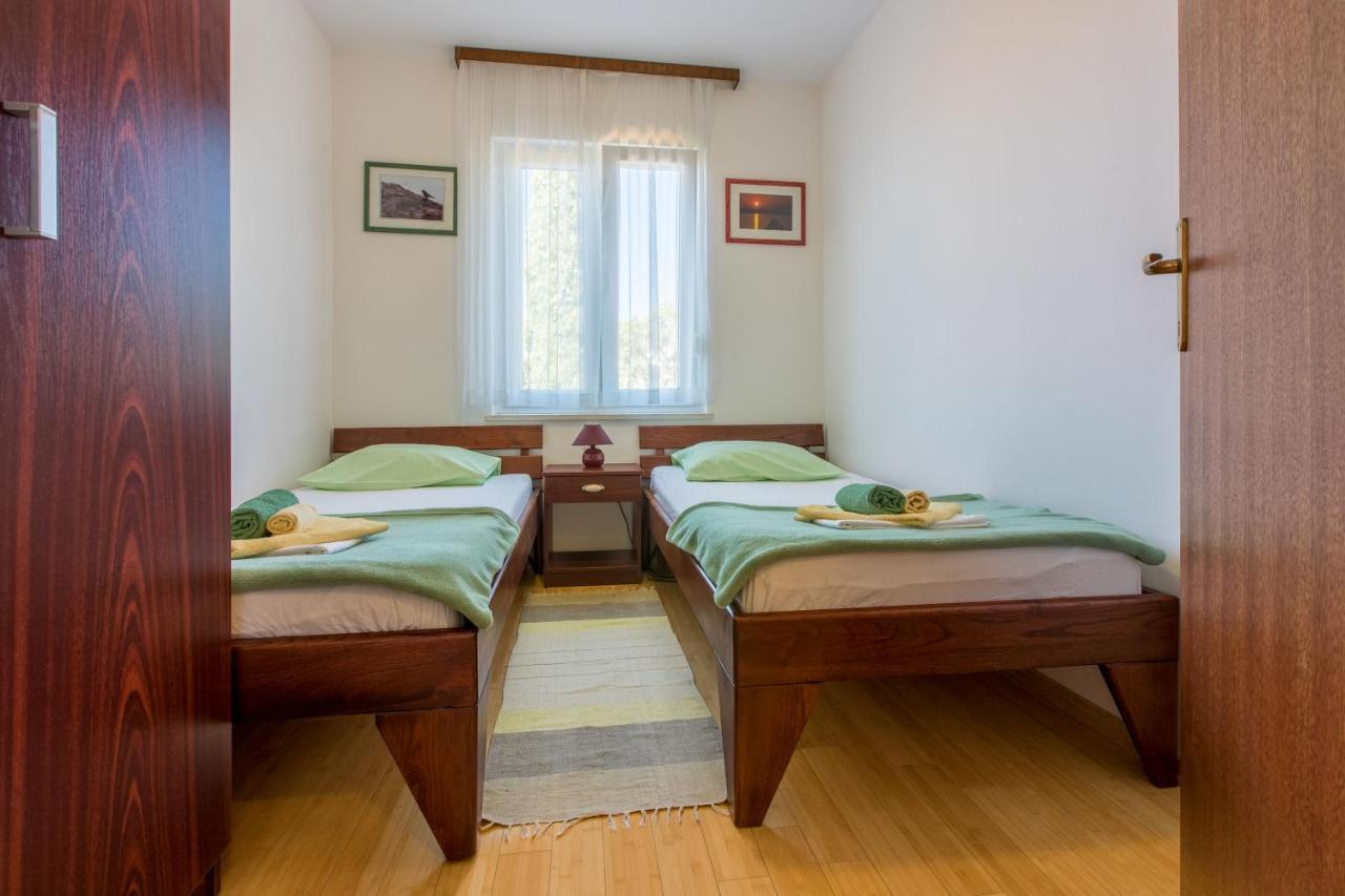 Apartments Robic Selce Exterior foto