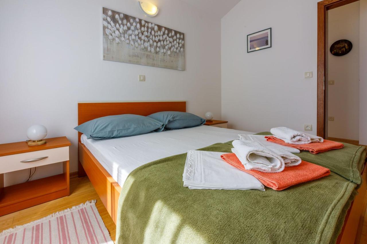 Apartments Robic Selce Exterior foto