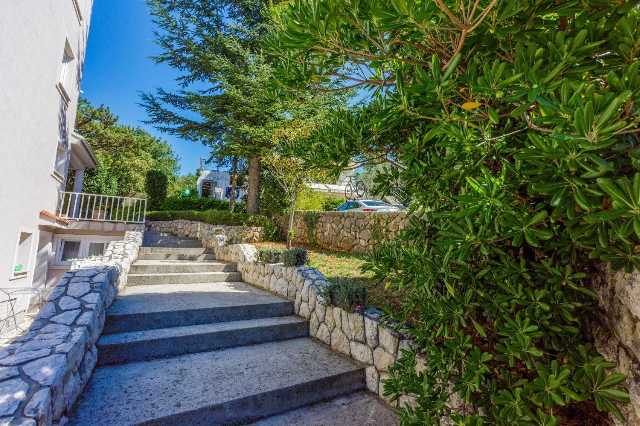 Apartments Robic Selce Exterior foto