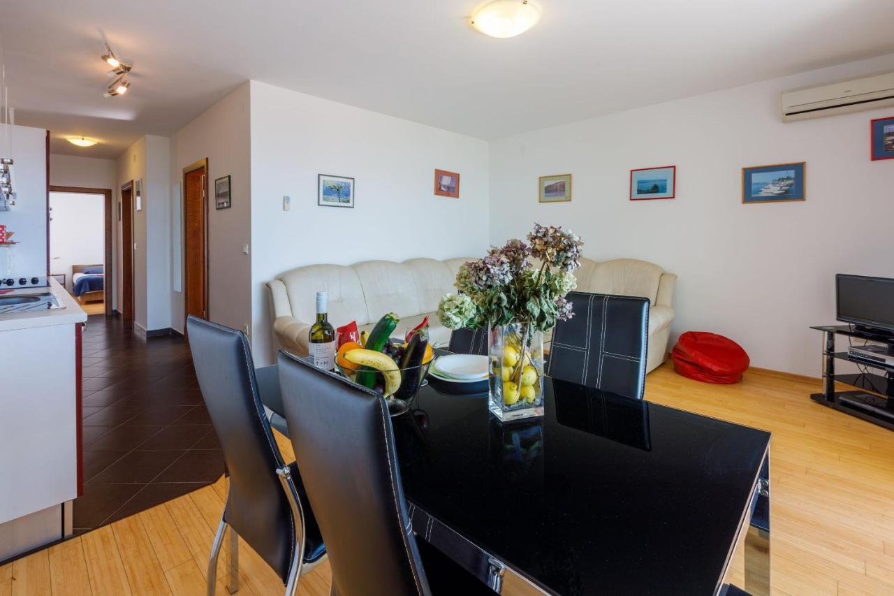Apartments Robic Selce Exterior foto